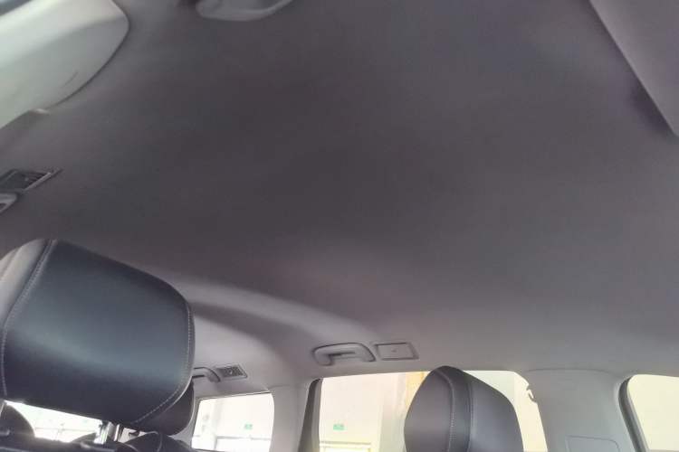Used Wuling Victory 2020 1.5T CVT Luxury Model Headliner