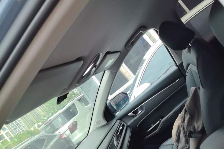 Used Wuling Victory 2020 1.5T CVT Luxury Model Headliner