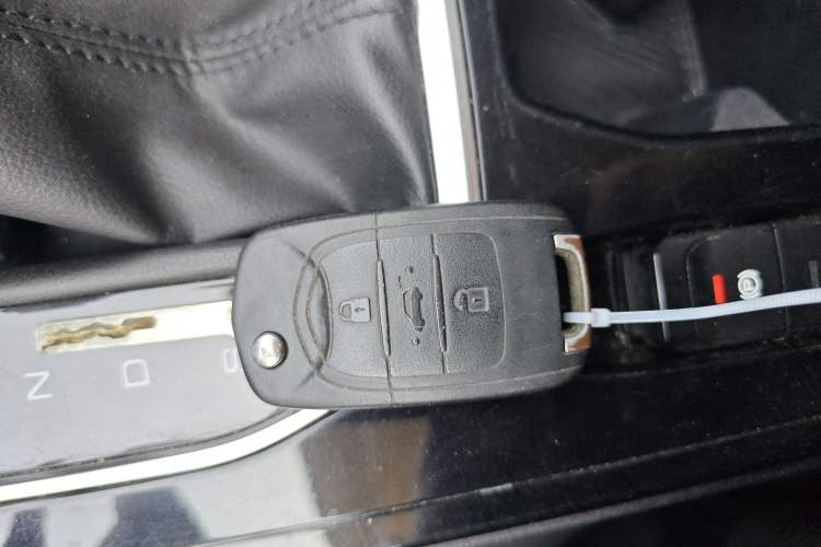 Used Wuling Victory 2020 1.5T CVT Elite Model Interior 1