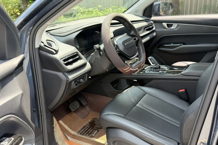 Used Wuling Victory 2020 1.5T CVT Flagship Edition Interior 1