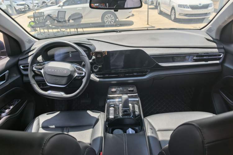 Used Wuling Victory 2020 1.5T CVT Flagship Edition Interior 1