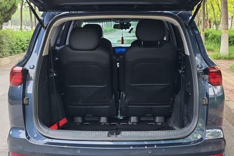 Used Wuling Victory 2020 1.5T CVT Flagship Edition Interior 10