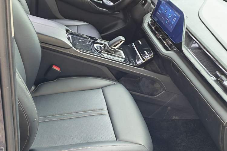 Used Wuling Victory 2020 1.5T CVT Flagship Edition Interior 11