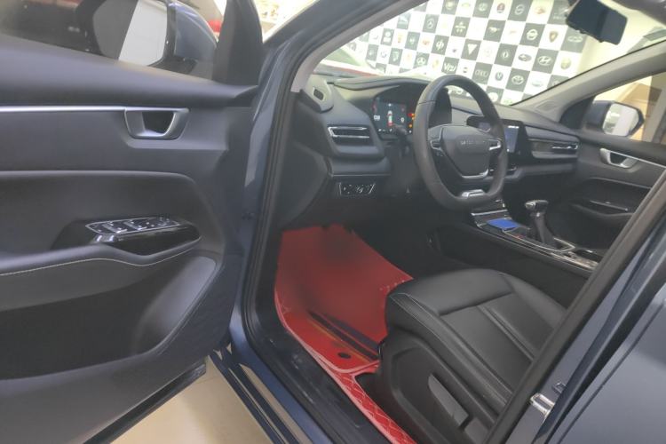 Used Wuling Victory 2020 1.5T CVT Luxury Model Interior 3