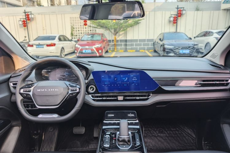 Used Wuling Victory 2020 1.5T CVT Flagship Edition Interior 8