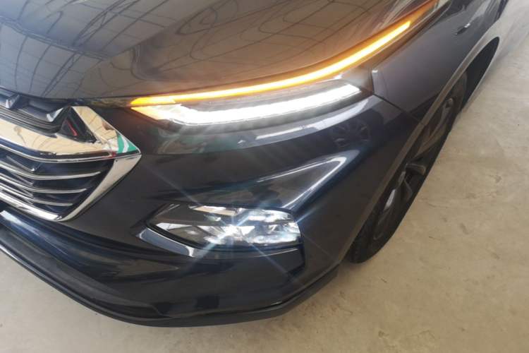Used Wuling Victory 2020 1.5T CVT Luxury Model Left Front Headlight