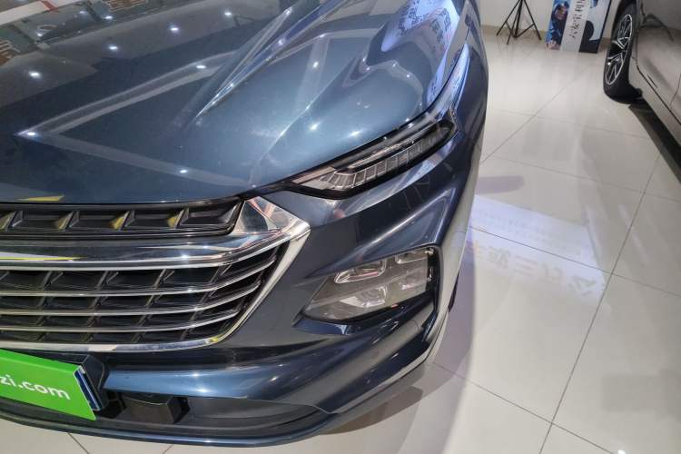 Used Wuling Victory 2020 1.5T CVT Flagship First-Class Model Left Front Headlight
