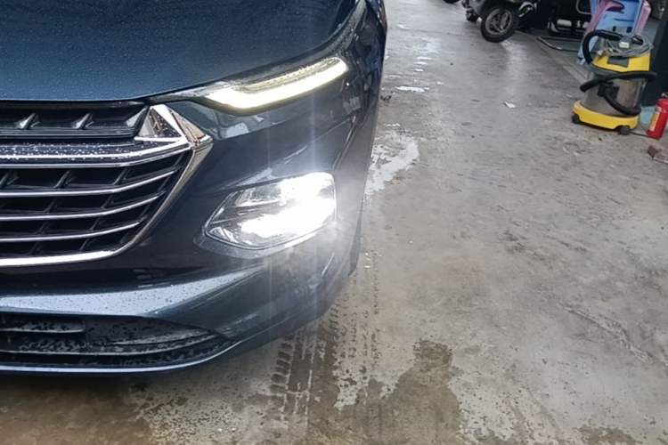 Used Wuling Victory 2020 1.5T CVT Luxury Model Left Front Headlight