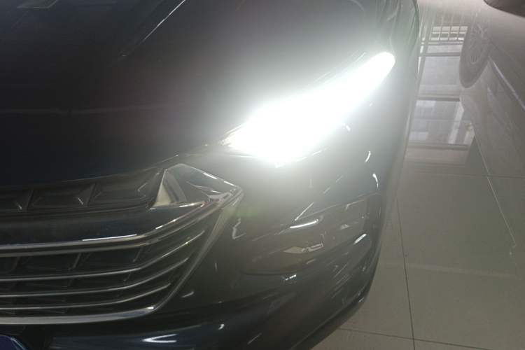 Used Wuling Victory 2020 1.5T CVT Luxury Model Left Front Headlight