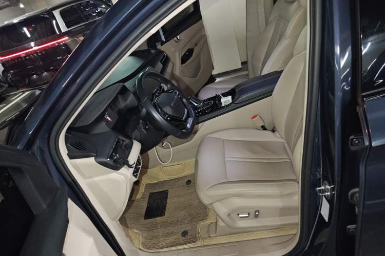 Used Wuling Victory 2020 1.5T CVT Flagship Edition Left Front Seat