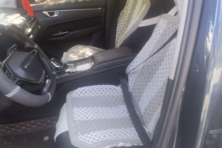 Used Wuling Victory 2020 1.5T CVT Flagship Edition Left Front Seat
