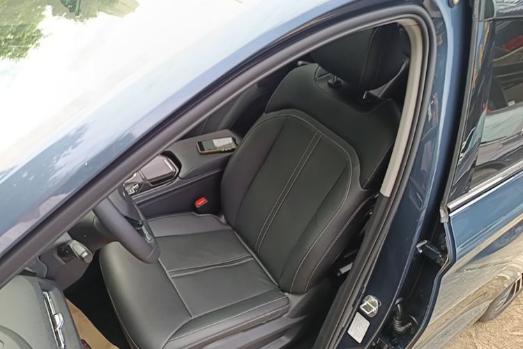 Used Wuling Victory 2020 1.5T CVT Flagship Edition Left Front Seat