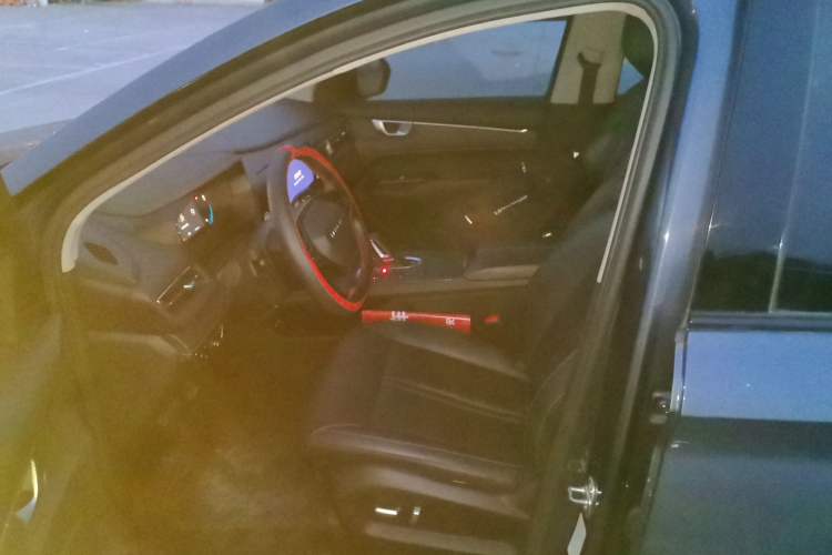 Used Wuling Victory 2020 1.5T CVT Flagship Edition Left Front Seat