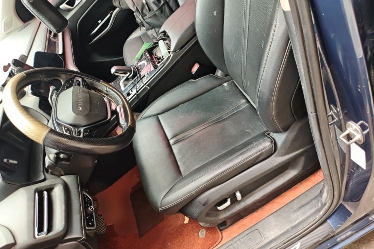 Used Wuling Victory 2020 1.5T CVT Flagship Edition Left Front Seat