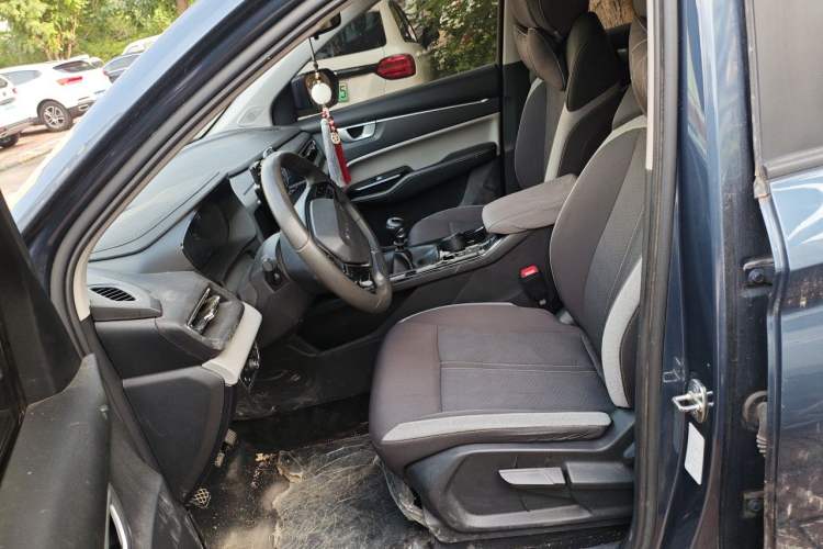 Used Wuling Victory 2020 1.5T Manual Elite Edition Left Front Seat