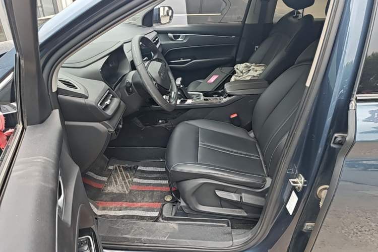 Used Wuling Victory 2020 1.5T CVT Luxury Model Left Front Seat