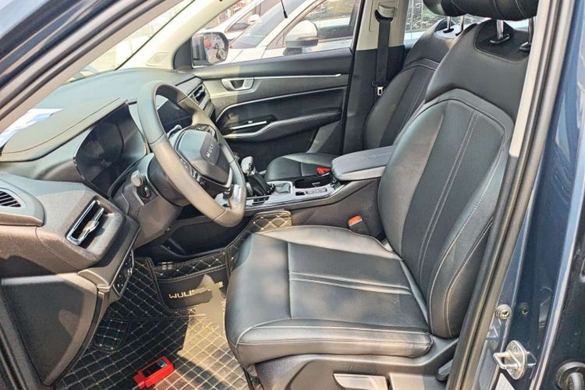 Used Wuling Victory 2020 1.5T CVT Luxury Model Left Front Seat