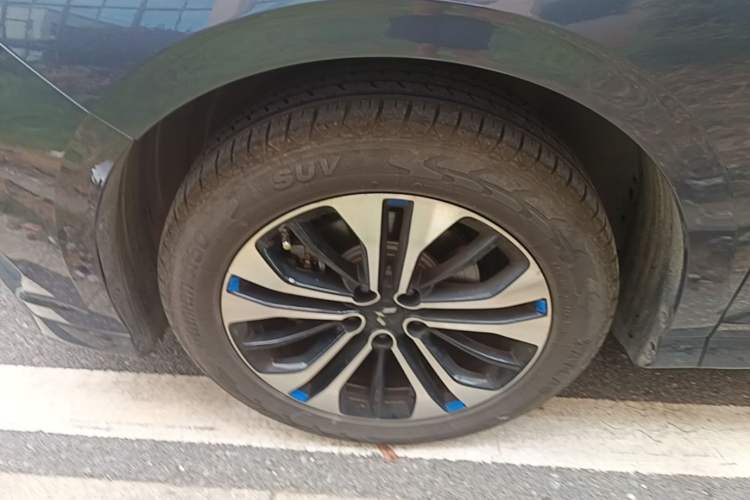 Used Wuling Victory 2020 1.5T CVT Flagship Edition Left Front Wheel Hub