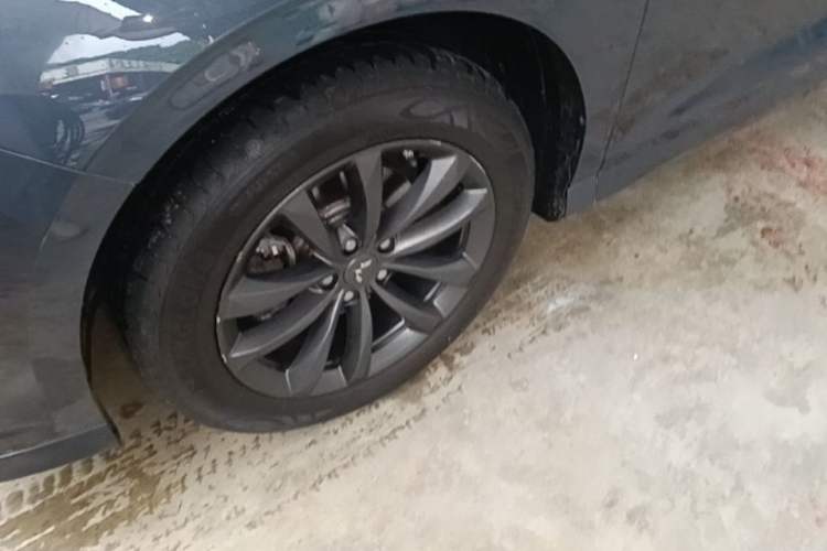Used Wuling Victory 2020 1.5T CVT Luxury Model Left Front Wheel Hub