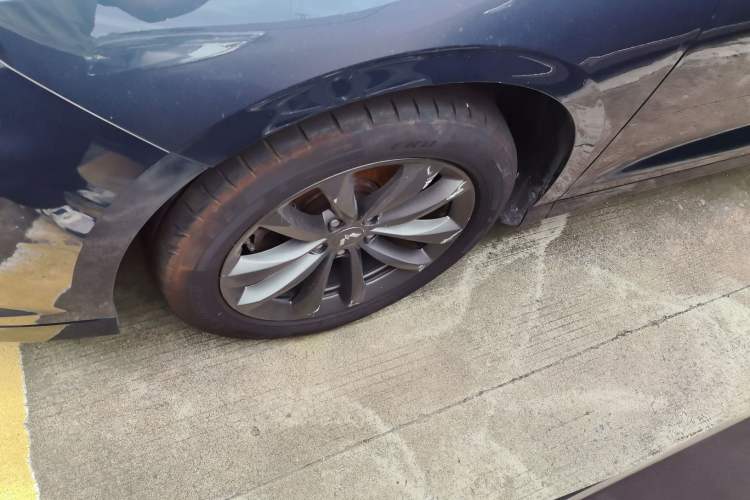 Used Wuling Victory 2020 1.5T CVT Luxury Model Left Front Wheel Hub