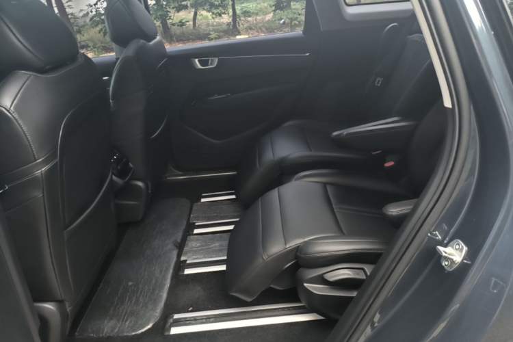 Used Wuling Victory 2020 1.5T CVT Flagship Edition Left Rear Seat