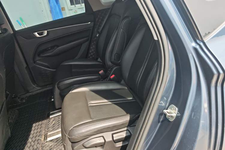 Used Wuling Victory 2020 1.5T CVT Flagship Edition Left Rear Seat