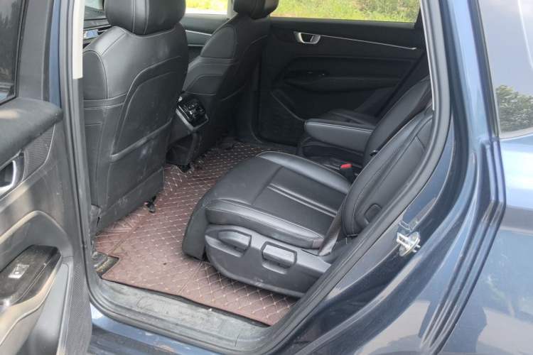 Used Wuling Victory 2020 1.5T CVT Flagship Edition Left Rear Seat