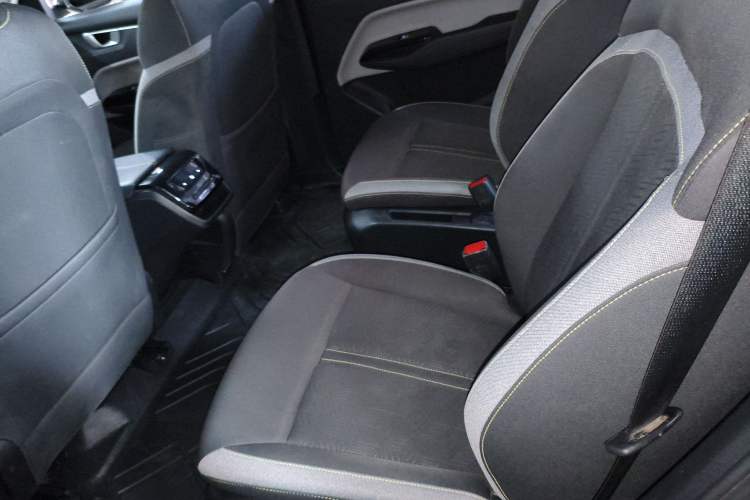 Used Wuling Victory 2020 1.5T Manual Elite Edition Left Rear Seat