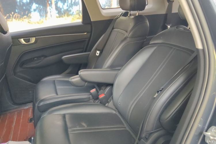 Used Wuling Victory 2020 1.5T CVT Flagship Edition Left Rear Seat