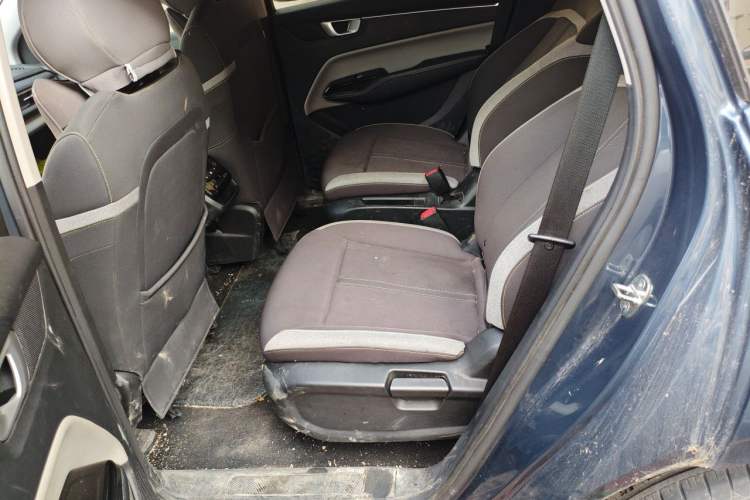 Used Wuling Victory 2020 1.5T Manual Elite Edition Left Rear Seat