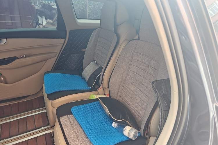 Used Wuling Victory 2020 1.5T CVT Flagship Edition Left Rear Seat