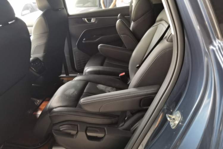 Used Wuling Victory 2020 1.5T CVT Flagship Edition Left Rear Seat