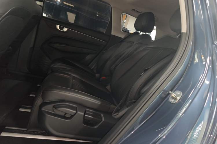 Used Wuling Victory 2020 1.5T CVT Flagship Edition Left Rear Seat