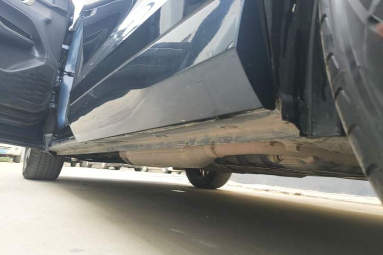 Used Wuling Victory 2020 1.5T CVT Flagship Edition Left Side Sill