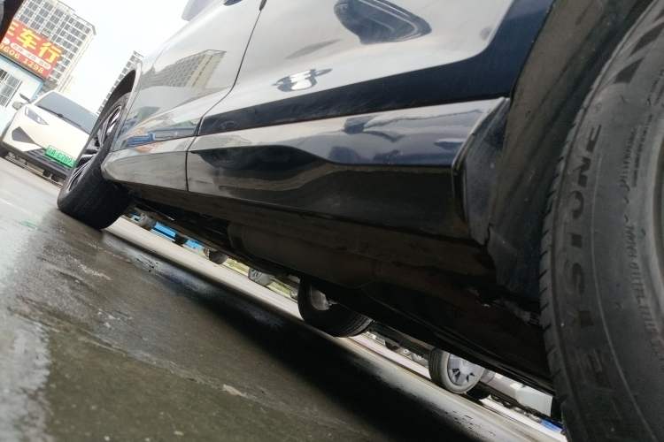 Used Wuling Victory 2020 1.5T CVT Flagship Edition Left Side Sill