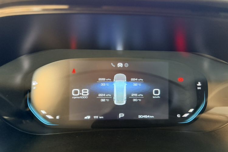 Used Wuling Victory 2020 1.5T CVT Flagship Edition Odometer Close Up