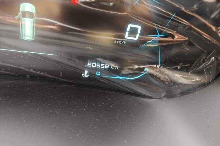 Used Wuling Victory 2020 1.5T Manual Elite Edition Odometer Close Up