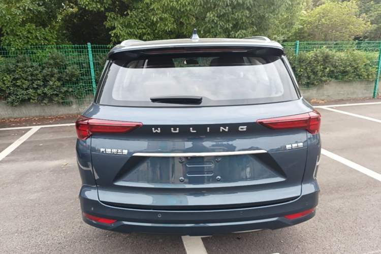Used Wuling Victory 2020 1.5T CVT Flagship Edition Rear