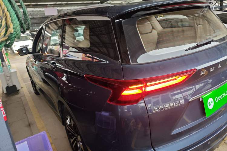 Used Wuling Victory 2020 1.5T CVT Flagship Edition Rear Left 45 Deg