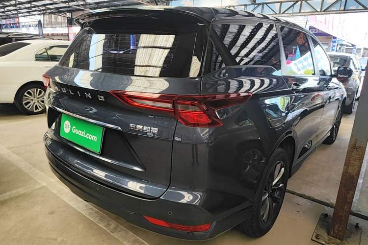 Used Wuling Victory 2020 1.5T CVT Elite Model Rear Right 45 Deg