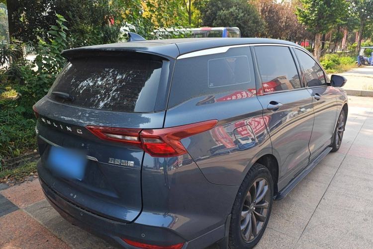 Used Wuling Victory 2020 1.5T CVT Luxury Model Rear Right 45 Deg