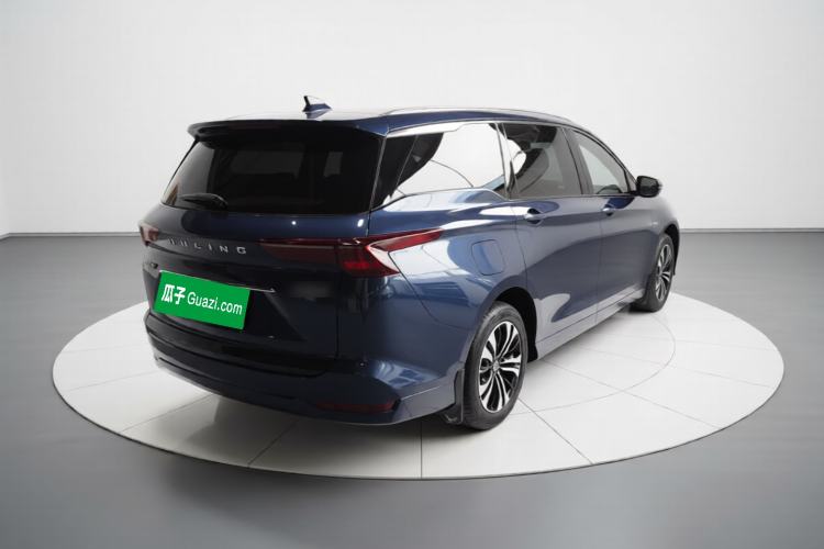 Used Wuling Victory 2020 1.5T CVT Flagship Edition Rear Right 45 Deg