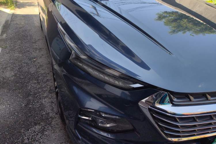 Used Wuling Victory 2020 1.5T CVT Flagship Edition Right Front Headlight