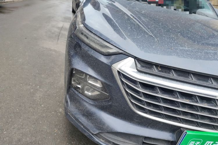 Used Wuling Victory 2020 1.5T CVT Luxury Model Right Front Headlight