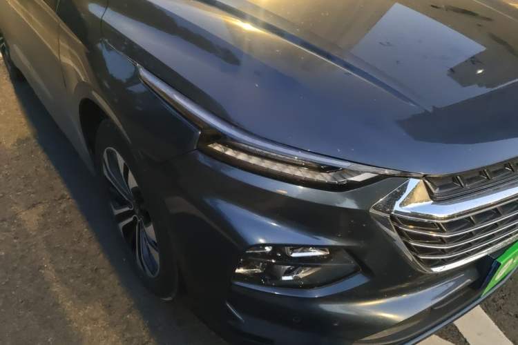 Used Wuling Victory 2020 1.5T CVT Flagship Edition Right Front Headlight
