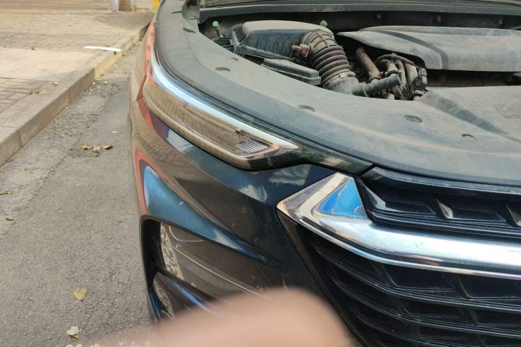 Used Wuling Victory 2020 1.5T Manual Elite Edition Right Front Headlight