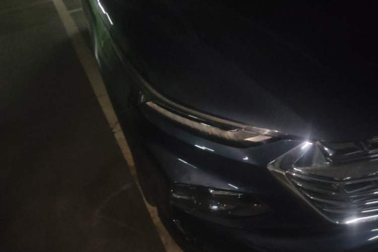 Used Wuling Victory 2020 1.5T CVT Flagship Edition Right Front Headlight