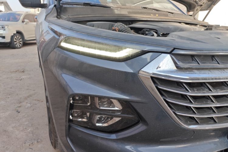 Used Wuling Victory 2020 1.5T CVT Luxury Model Right Front Headlight