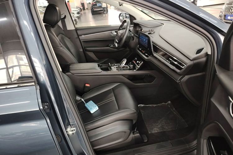 Used Wuling Victory 2020 1.5T CVT Flagship Edition Right Front Seat