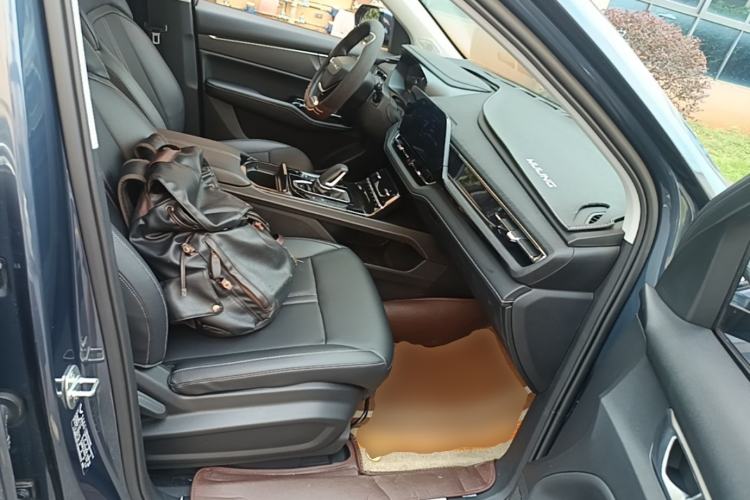 Used Wuling Victory 2020 1.5T CVT Flagship Edition Right Front Seat